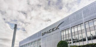 spacex headquarters