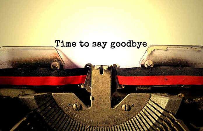 531209353 Typewriter with Time to say goodbye text.